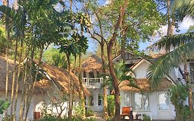 ซัฟฟรอน ออนเดอะซี รีสอร์ท (Sha)